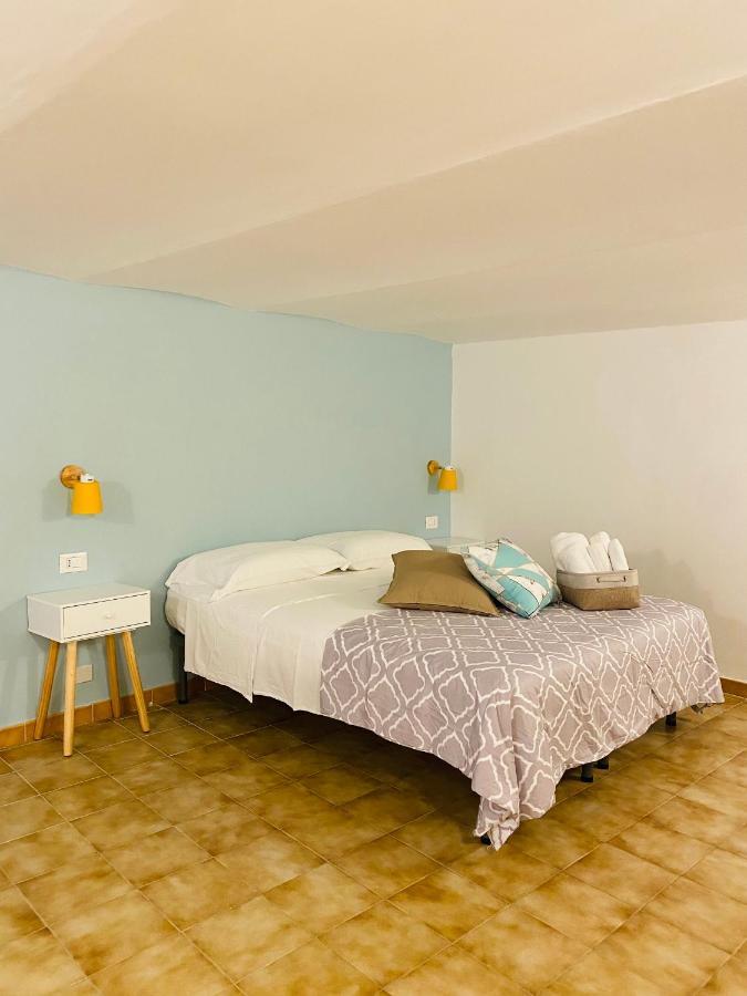 Appartement Vico Gli Scalzi à Gaète Extérieur photo
